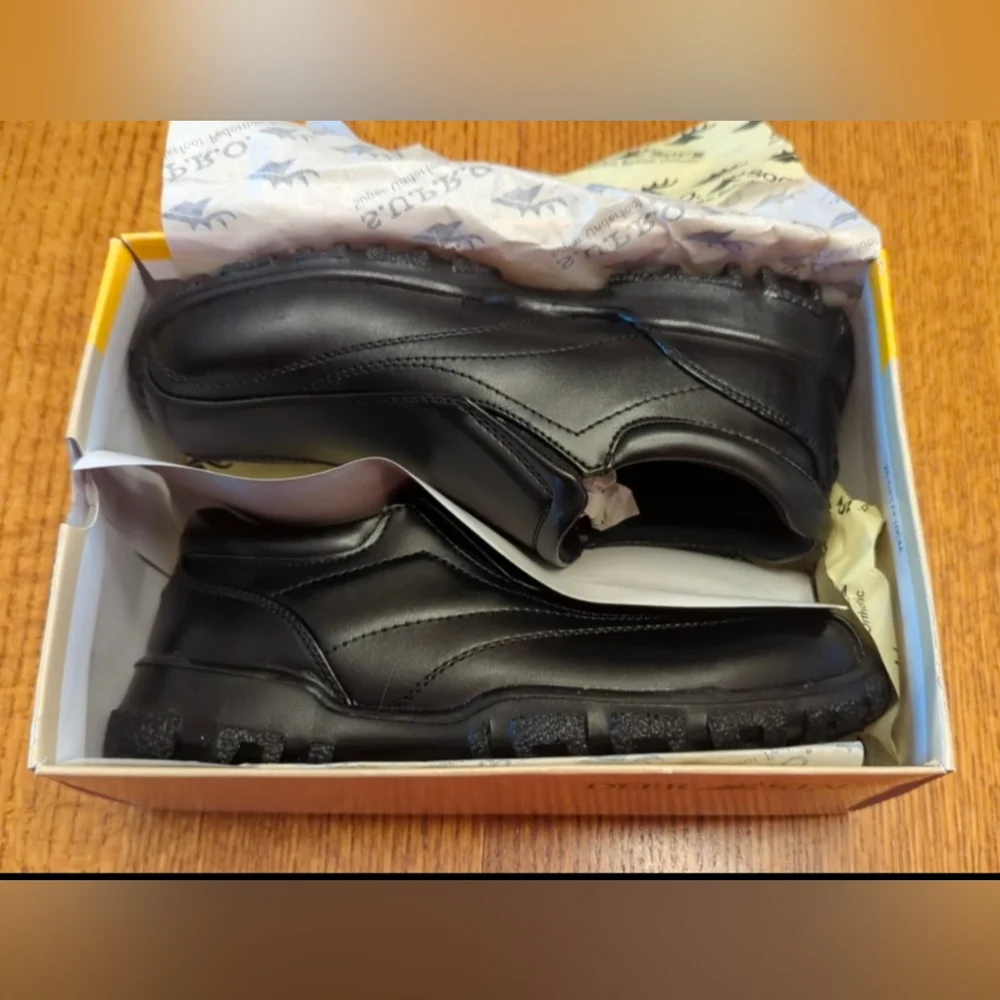 DEER STAGS- Boys Black Recess Dress Shoes 4M- New In Box